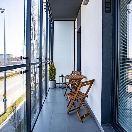 K&K Apartament Blisko Centrum Near City Center Варшава Экстерьер фото